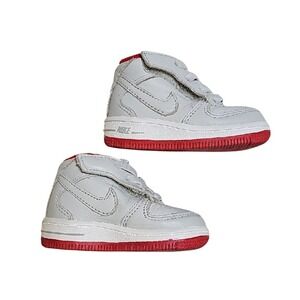 Nike Baby Force 1 Kids Gray and Red Sneakers with hook and loop entry Size 2C